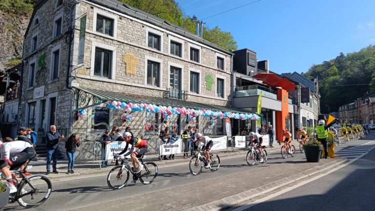 Lire la suite à propos de l’article 2e anniversaire: une Semaine Ardennaise très francophile à la Maison du Cyclisme !!!
