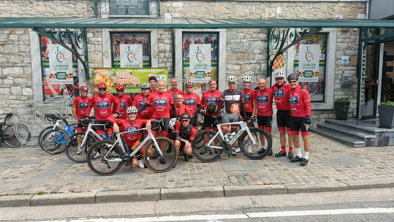 Lire la suite à propos de l’article Des cyclos du Pays d&rsquo;Aubel nous rendent visite !